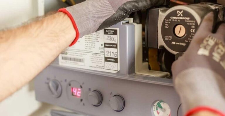 Pourquoi devez-vous sans cesse remettre de l’eau dans votre chaudière ?